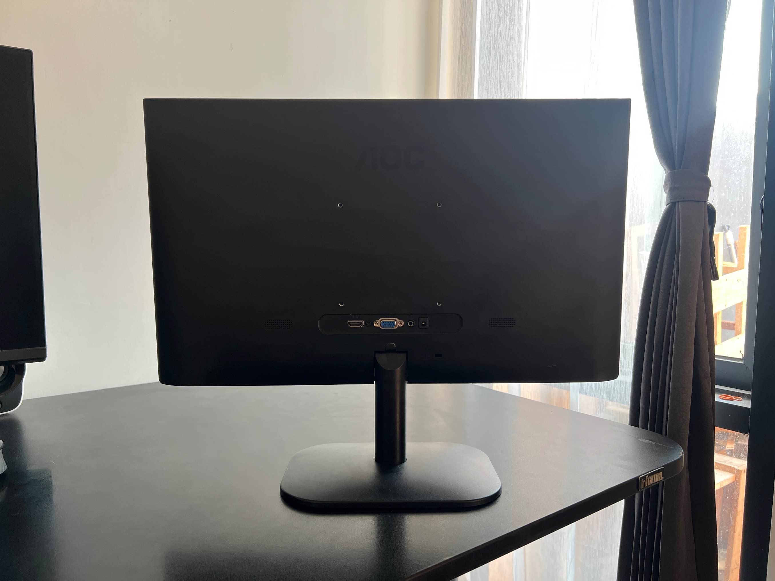 AOC 22B2HN 3