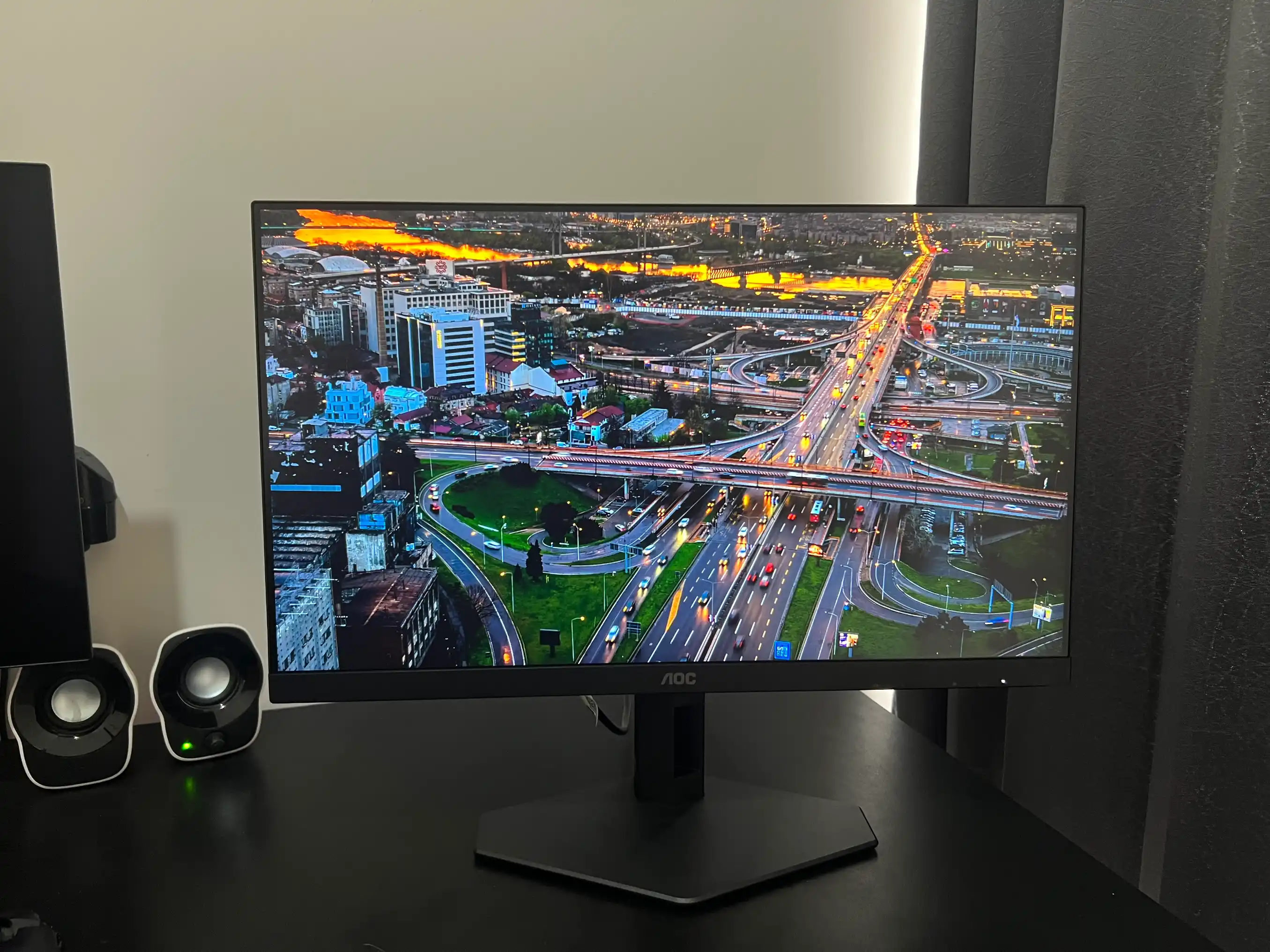 AOC 24G4E 180hz 1