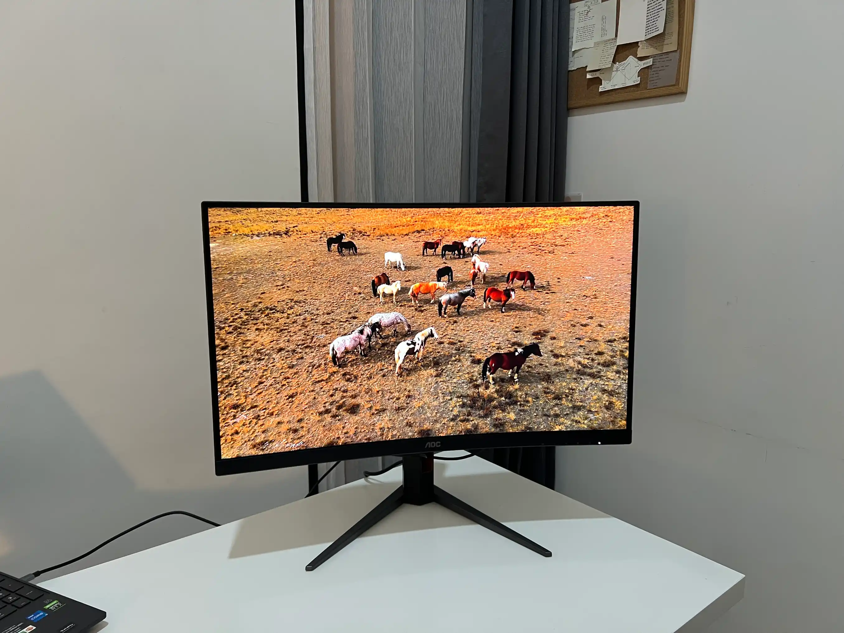 AOC C27G4Z 300hz