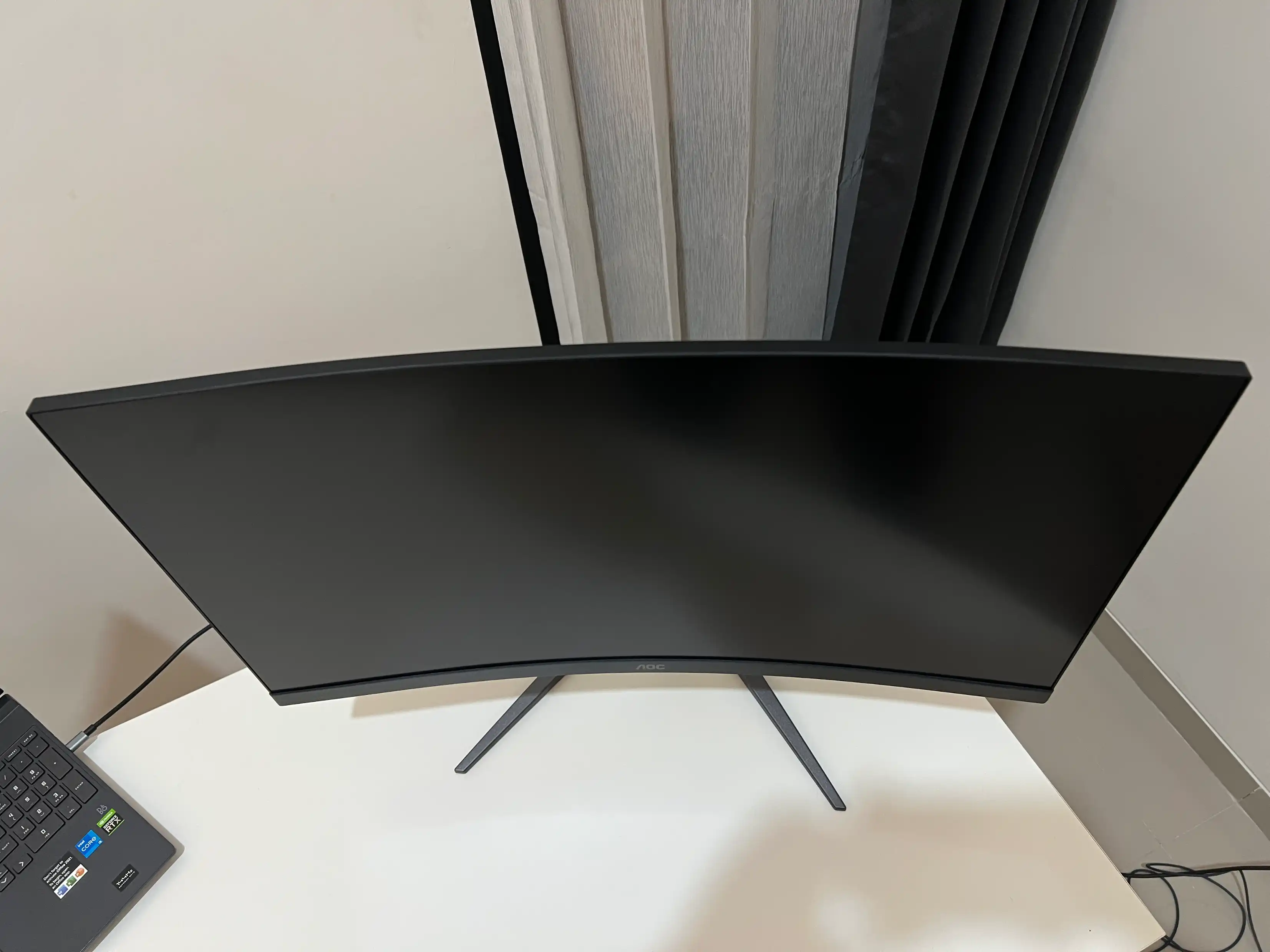AOC C27G4Z 300hz 3
