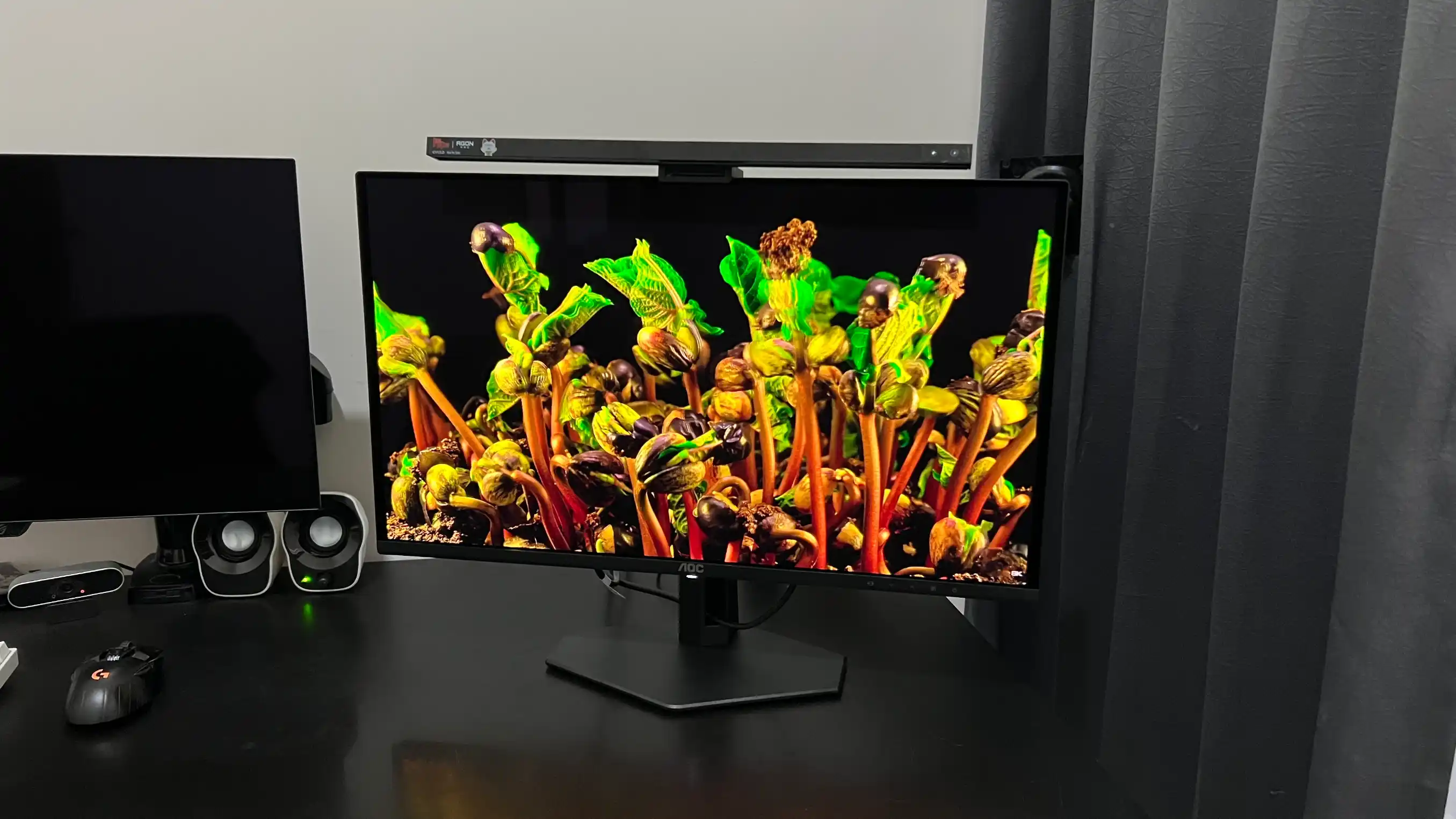 AOC Oled Q27G40ZDF 1