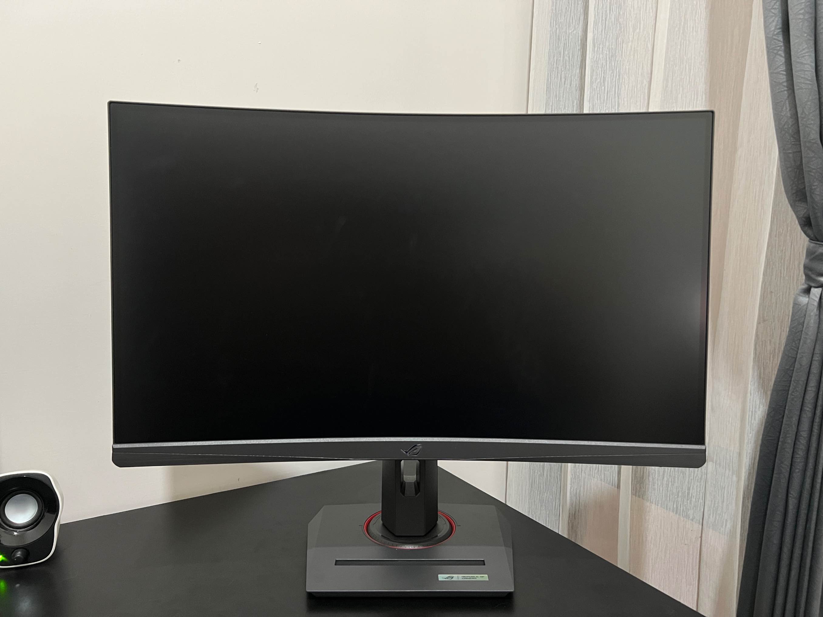 Asus ROG Strix XG27WCS Curved 3
