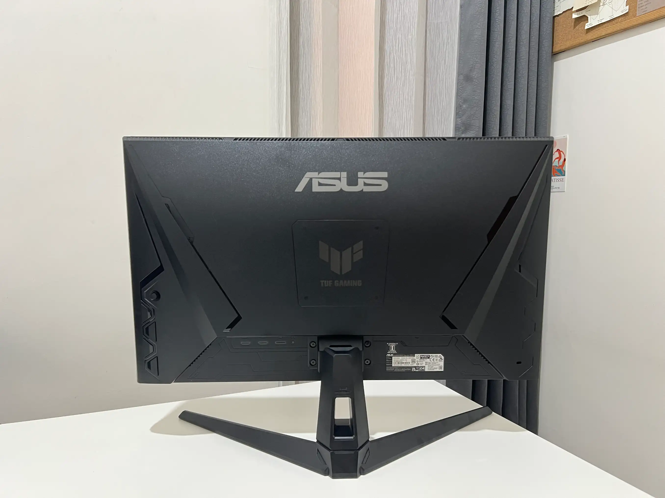 Asus Tuf VG27AQ5A 4