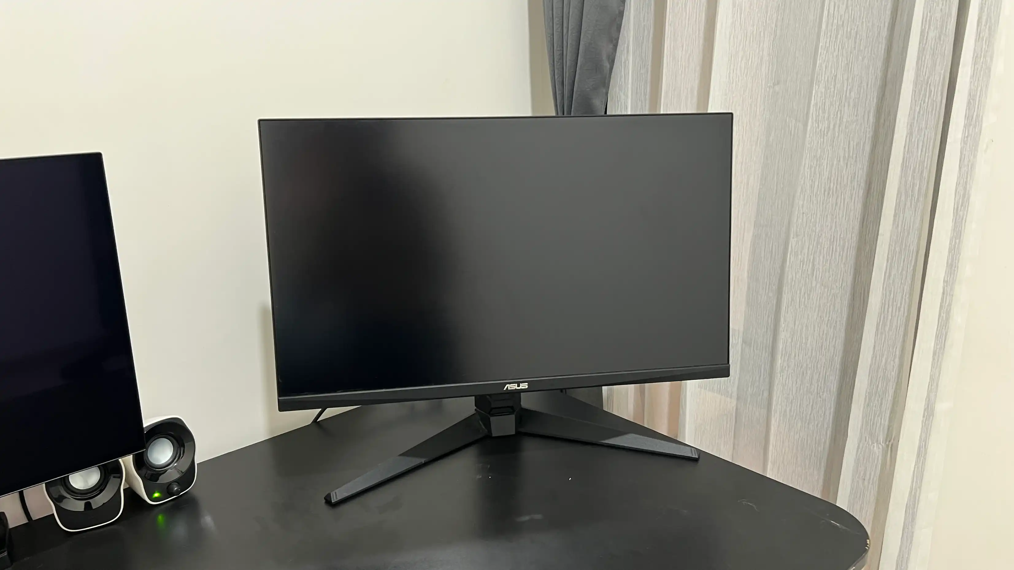 Asus Tuf VG27AQL1A 2