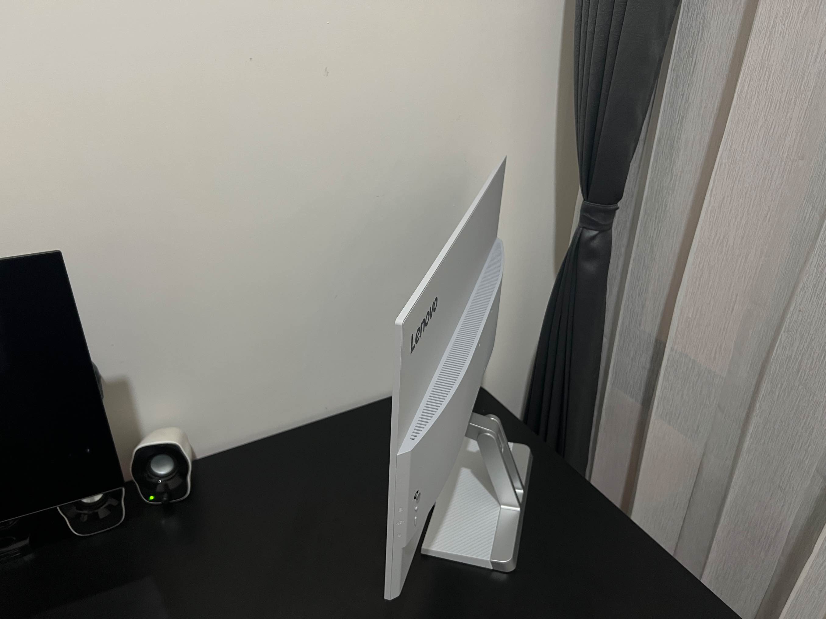 Lenovo L27-4C 144hz 7