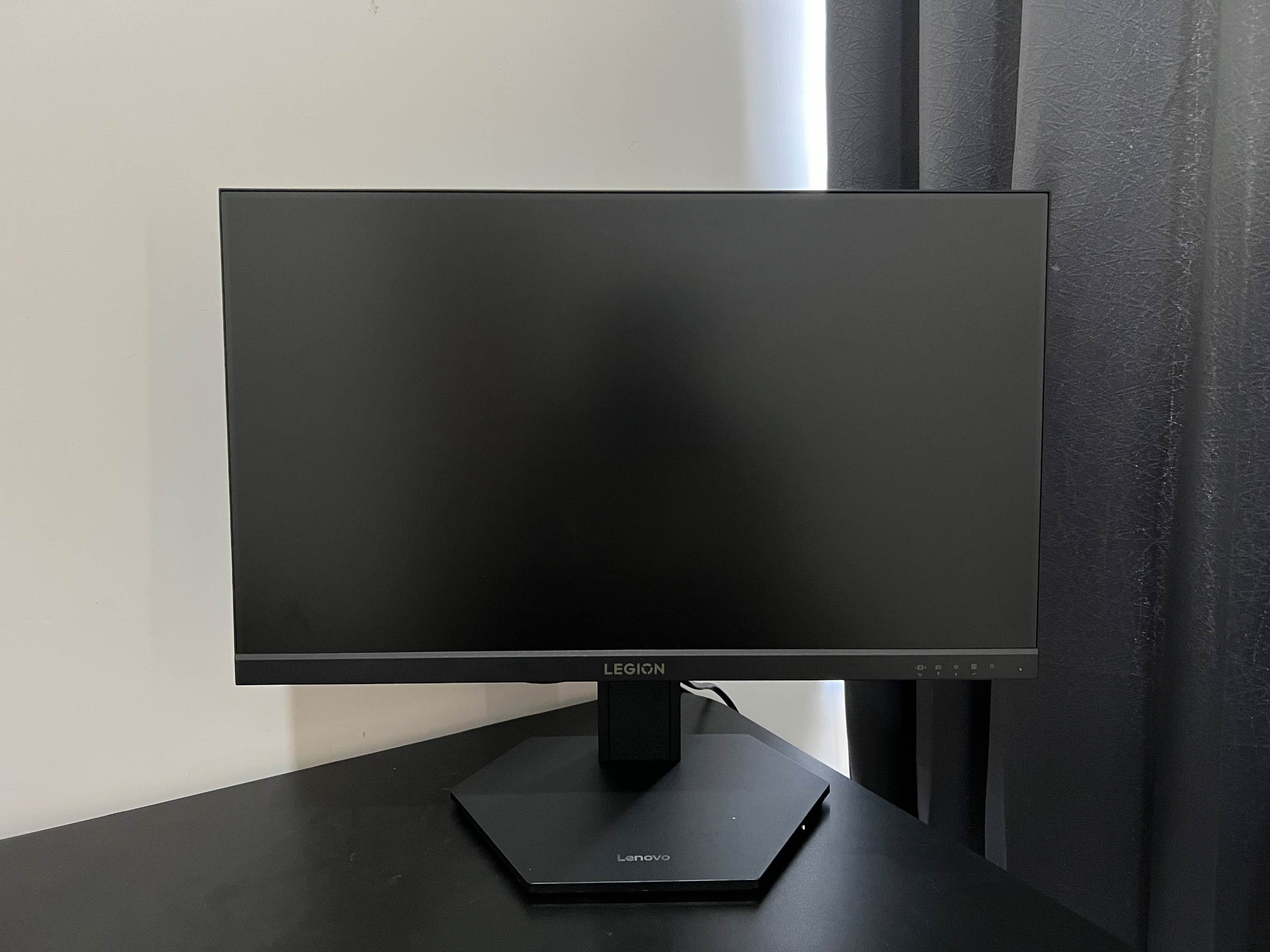 Lenovo Legion 24-10 240hz 2