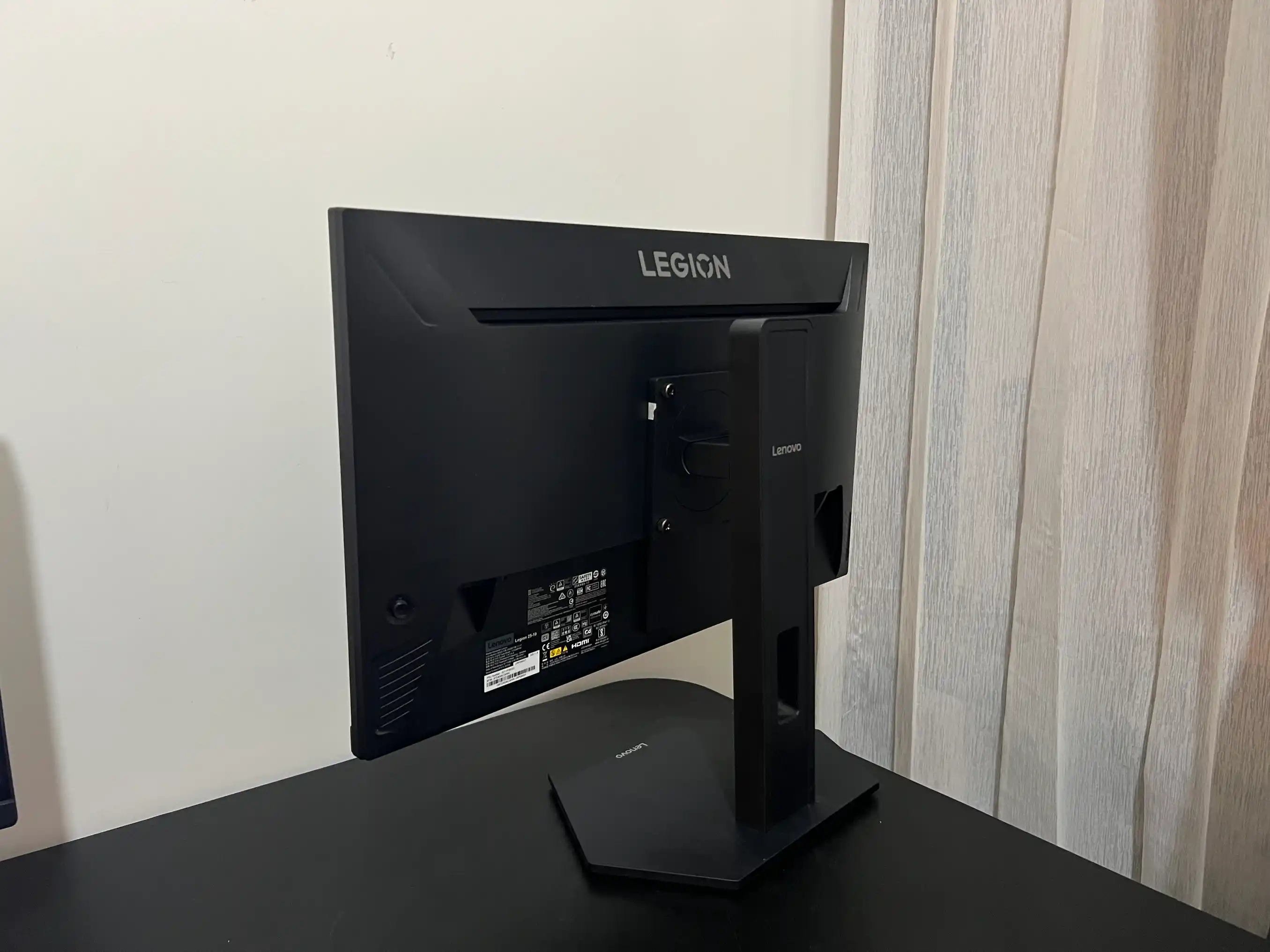 Lenovo Legion 25-10 320hz 3