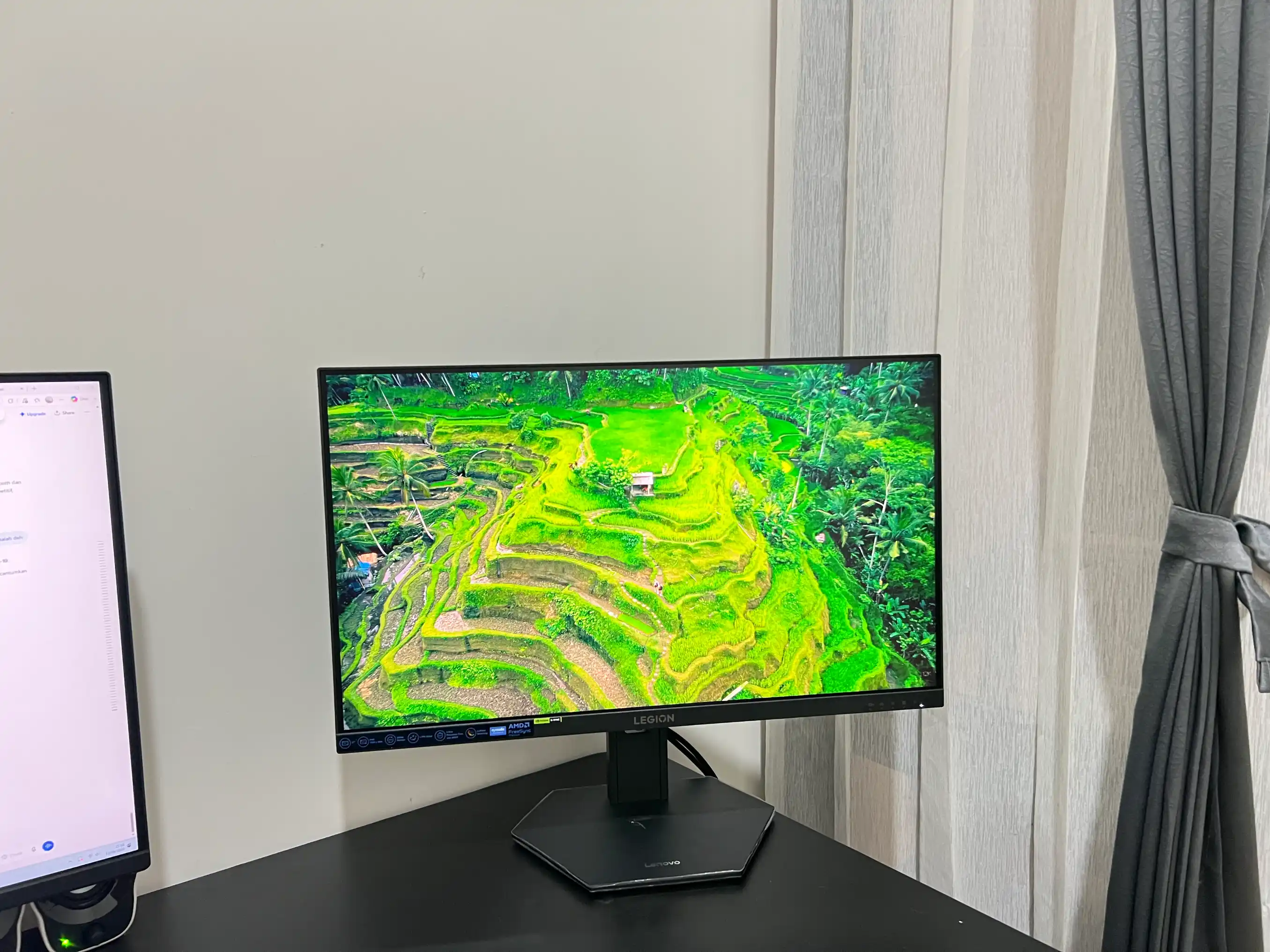 Lenovo Legion 27-10 240hz 0