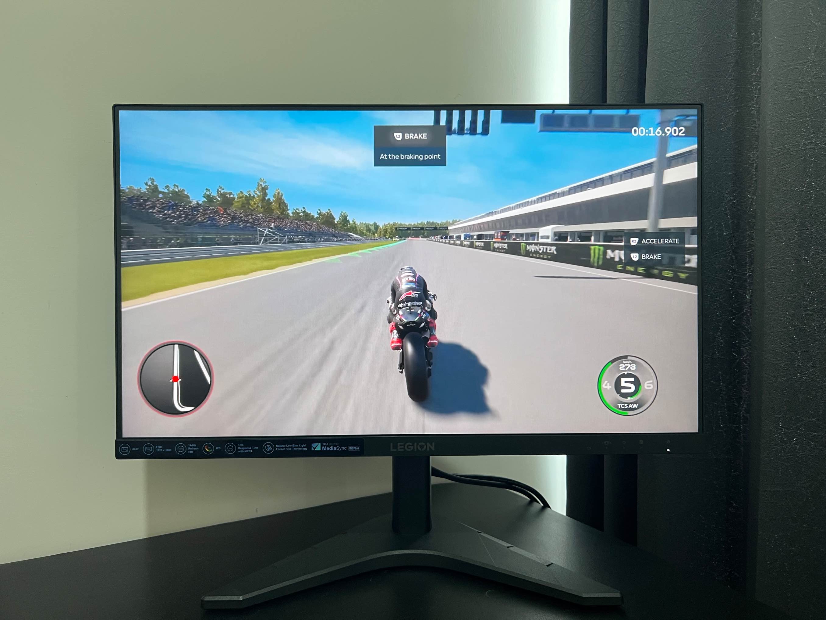 Lenovo Legion R24s 1