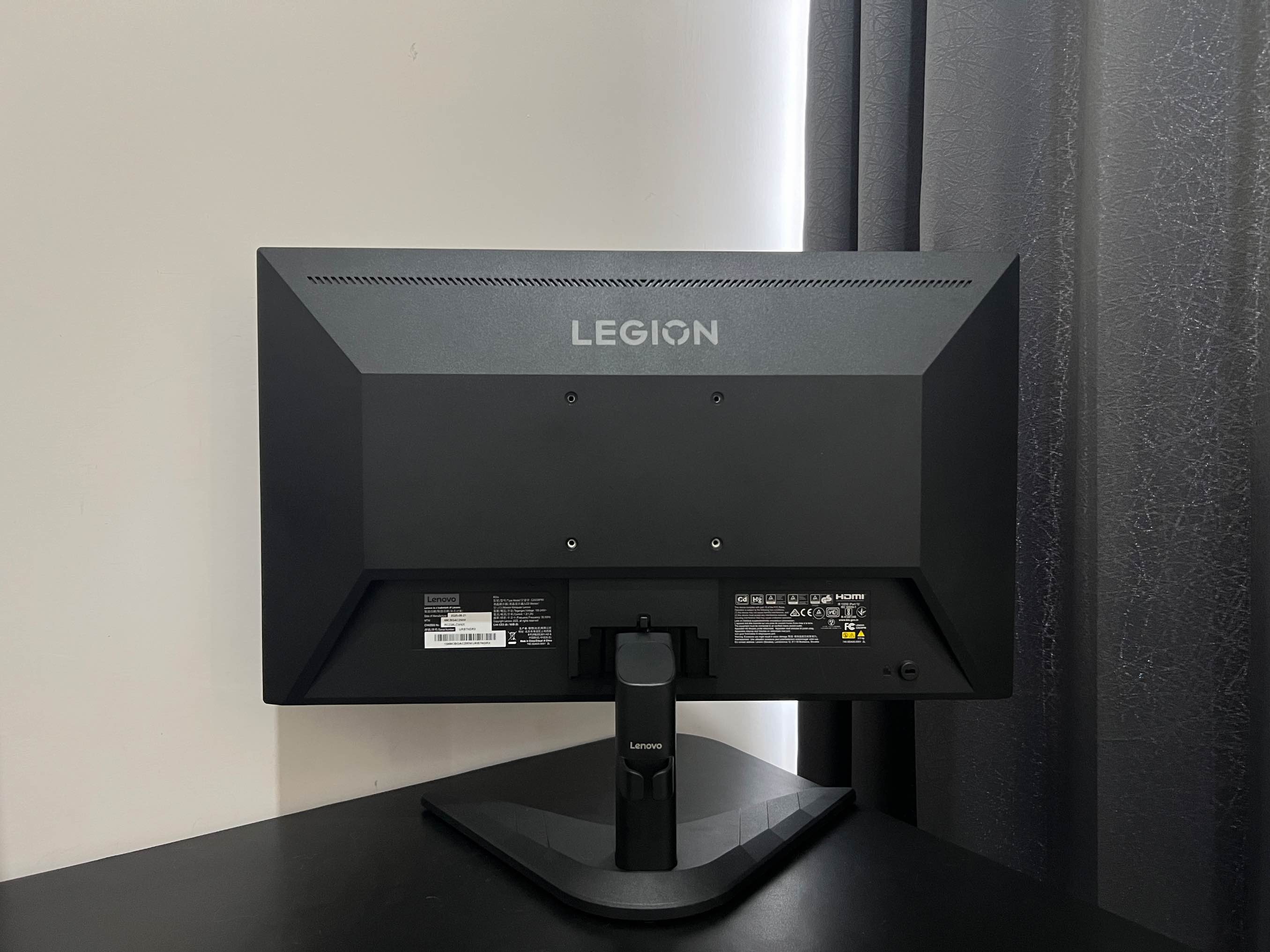 Lenovo Legion R24s 4