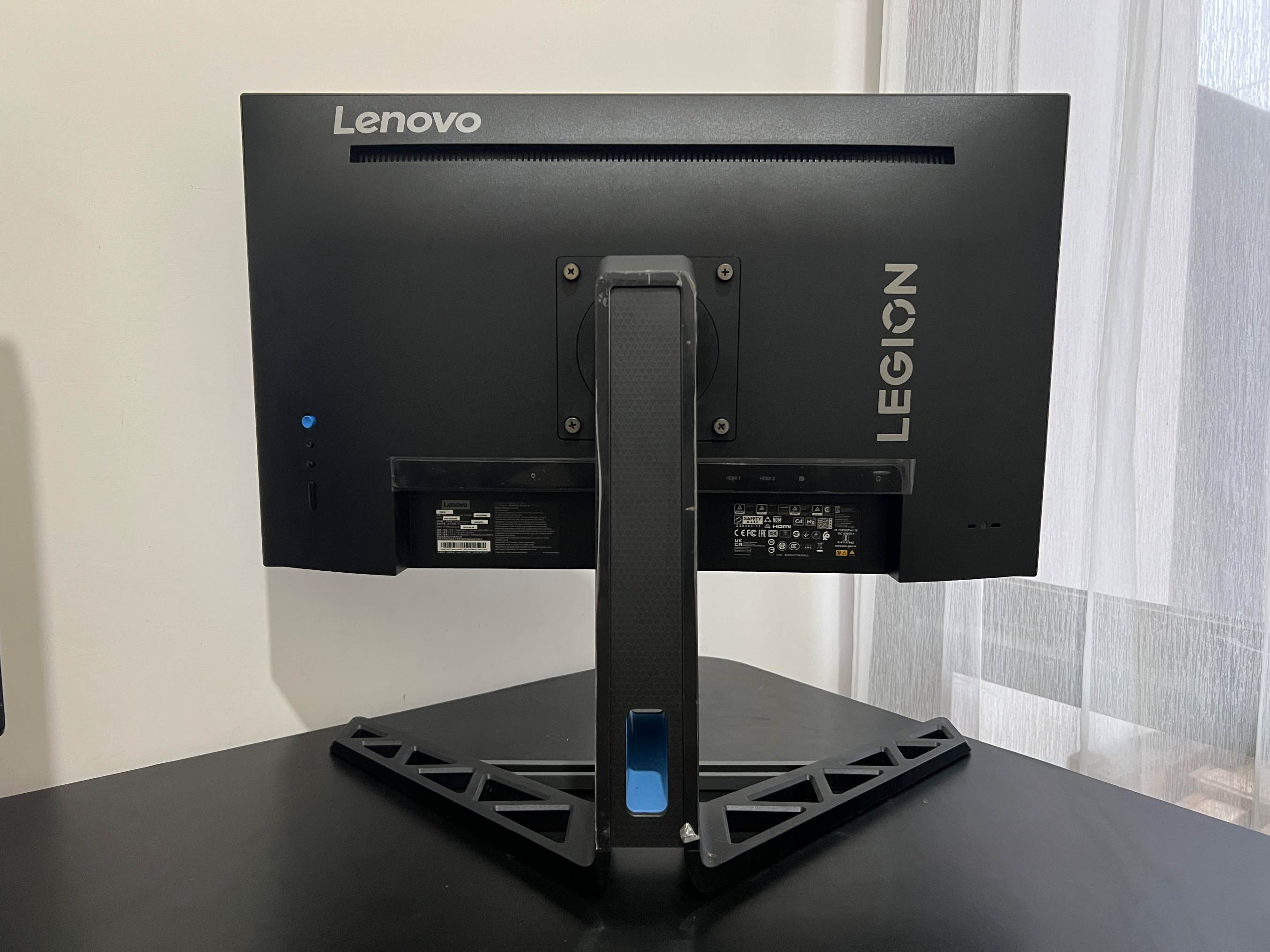 Lenovo Legion R25i-30 3