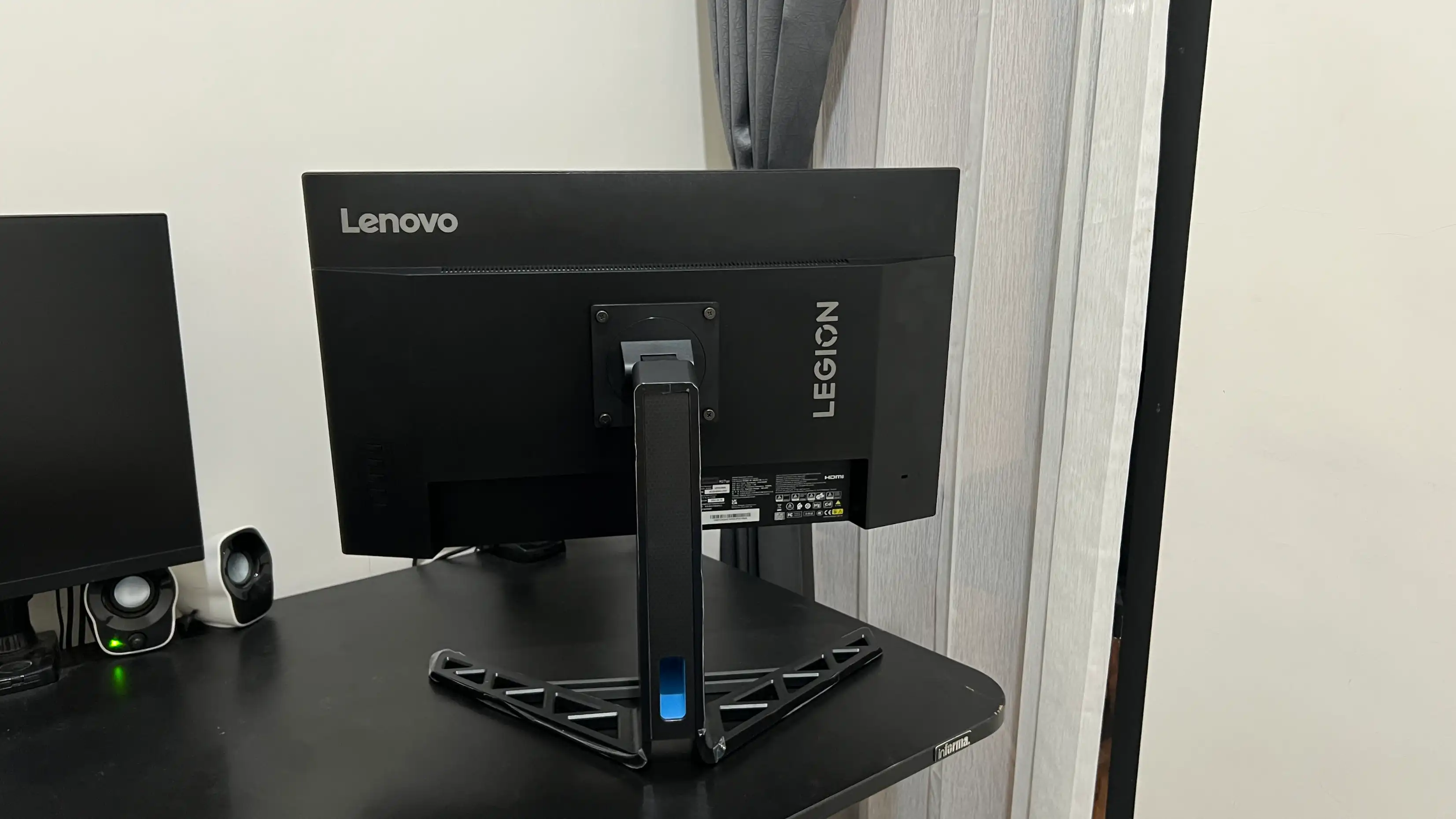Lenovo Legion R27QE 2