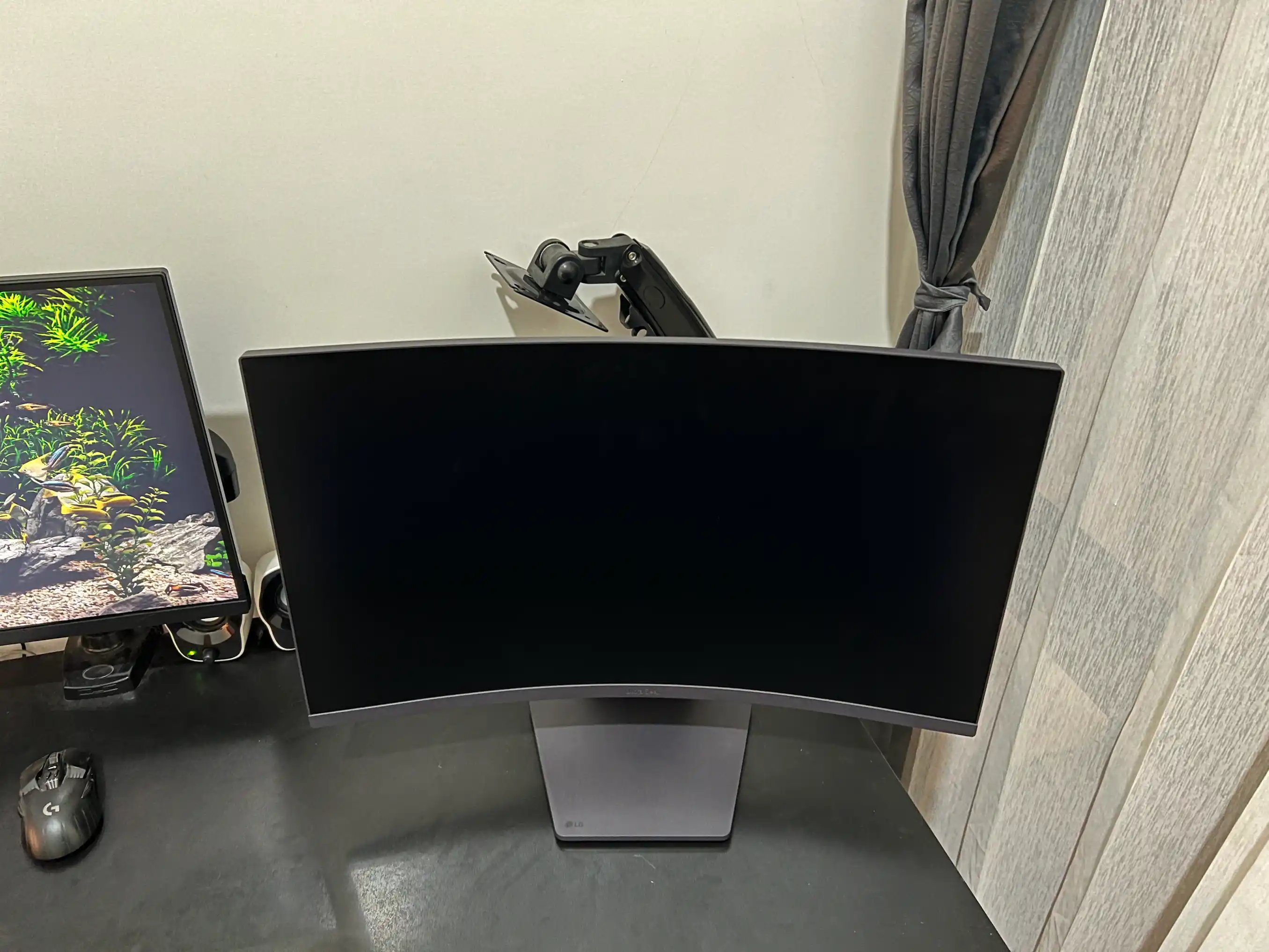 LG 27GS60QC Curved 2