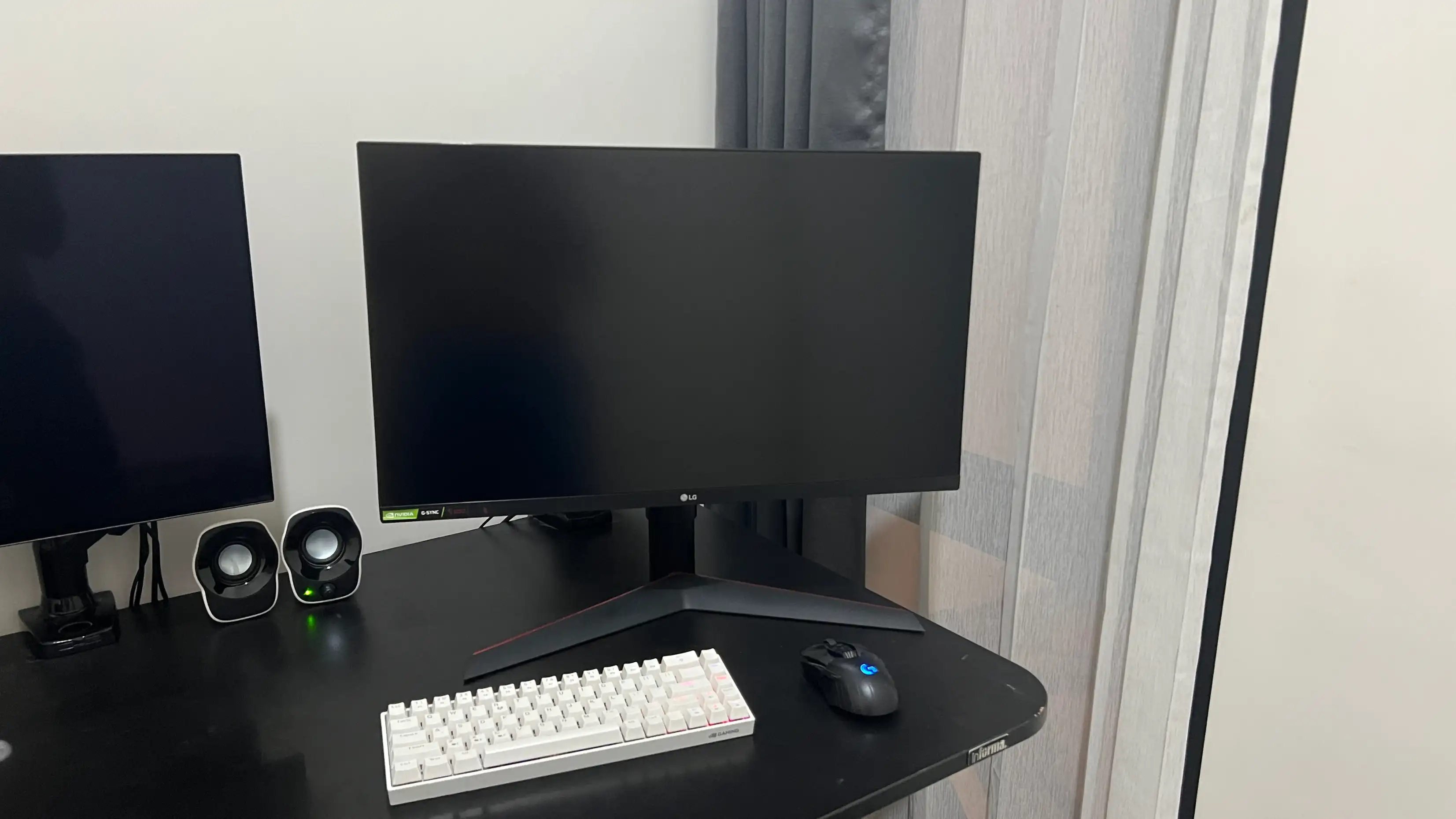 LG Ultragear 27GL850 1