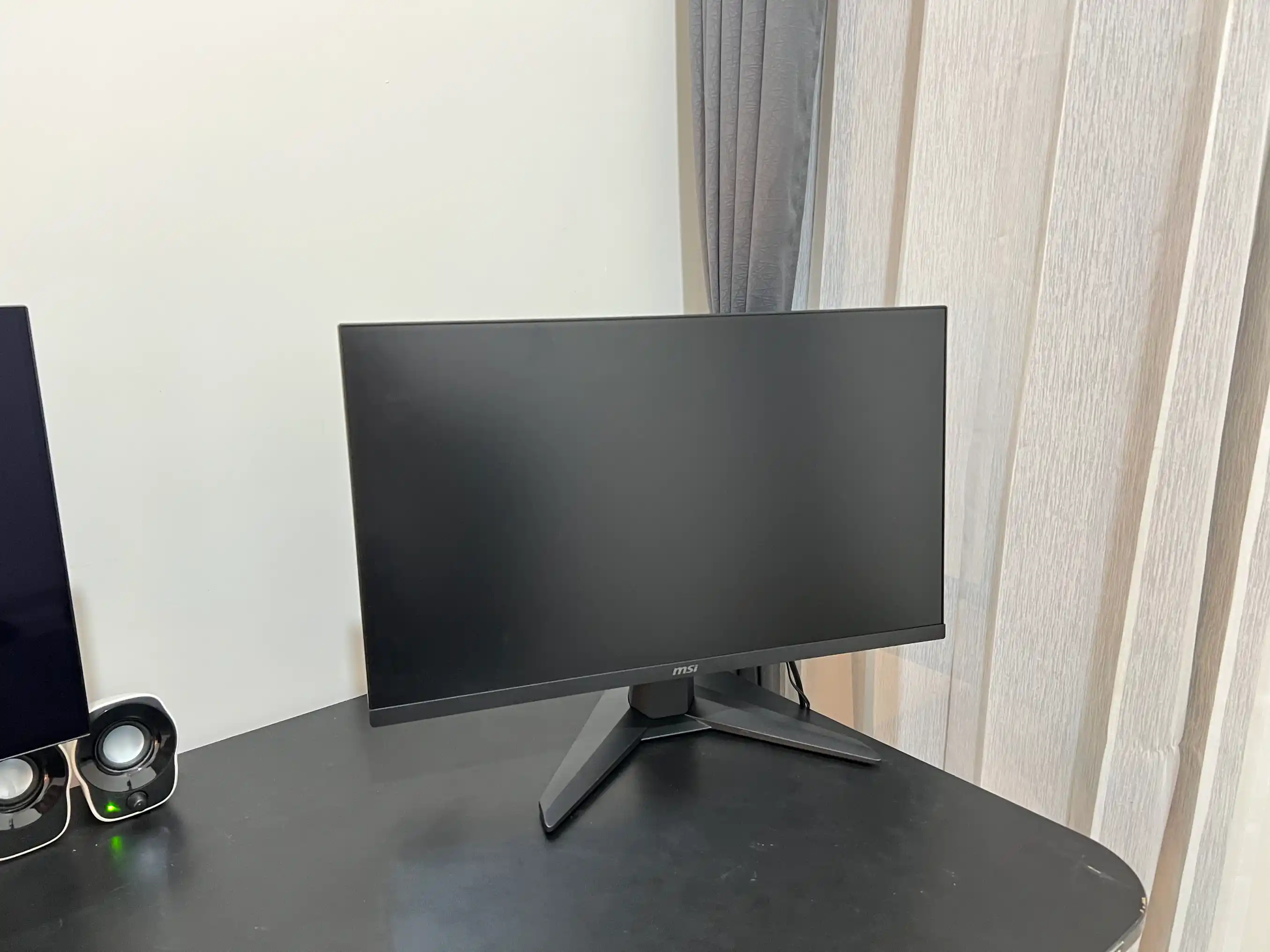 MSI MAG 274F 200hz 2