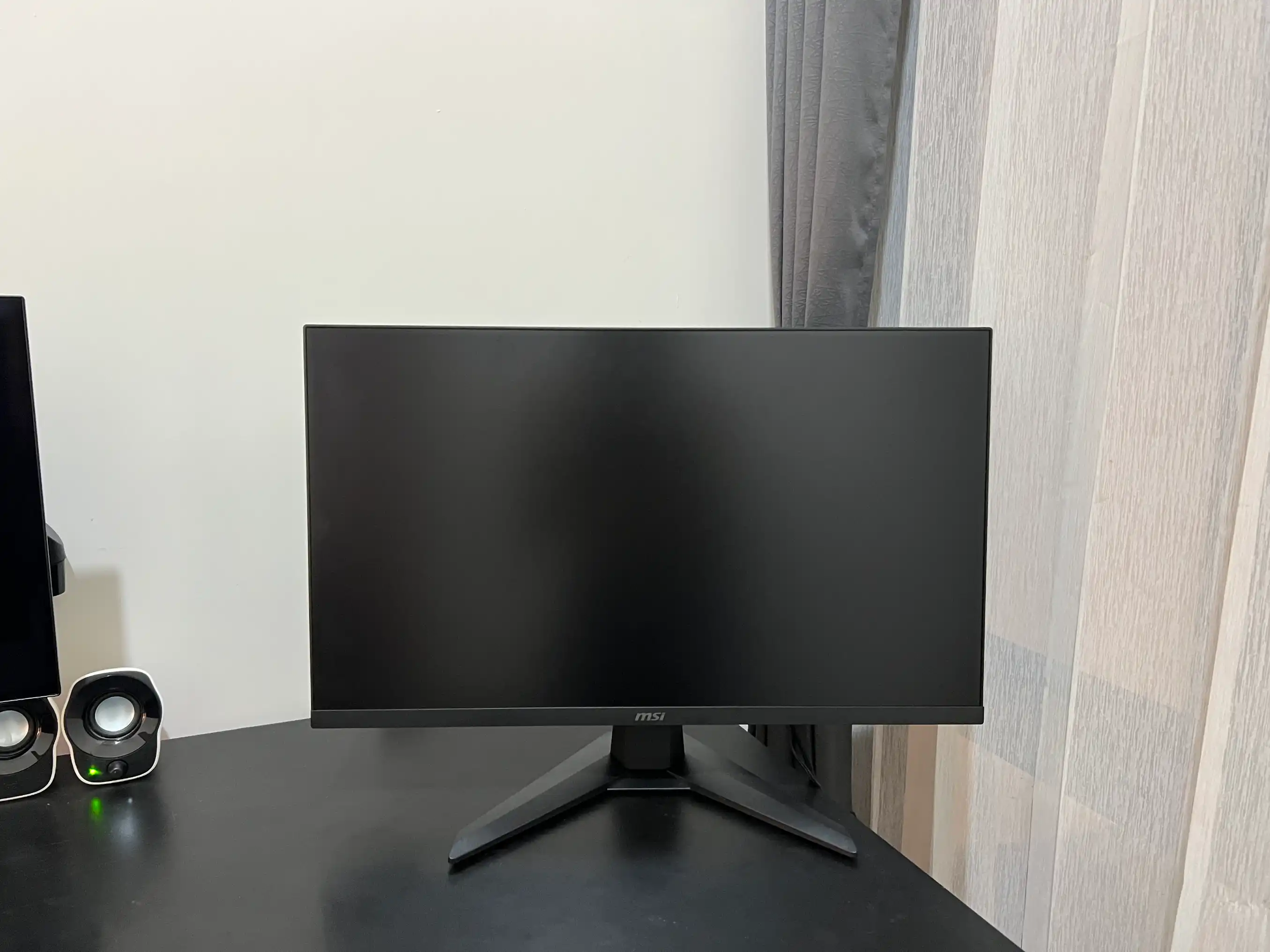 MSI MAG 274F 200hz 3