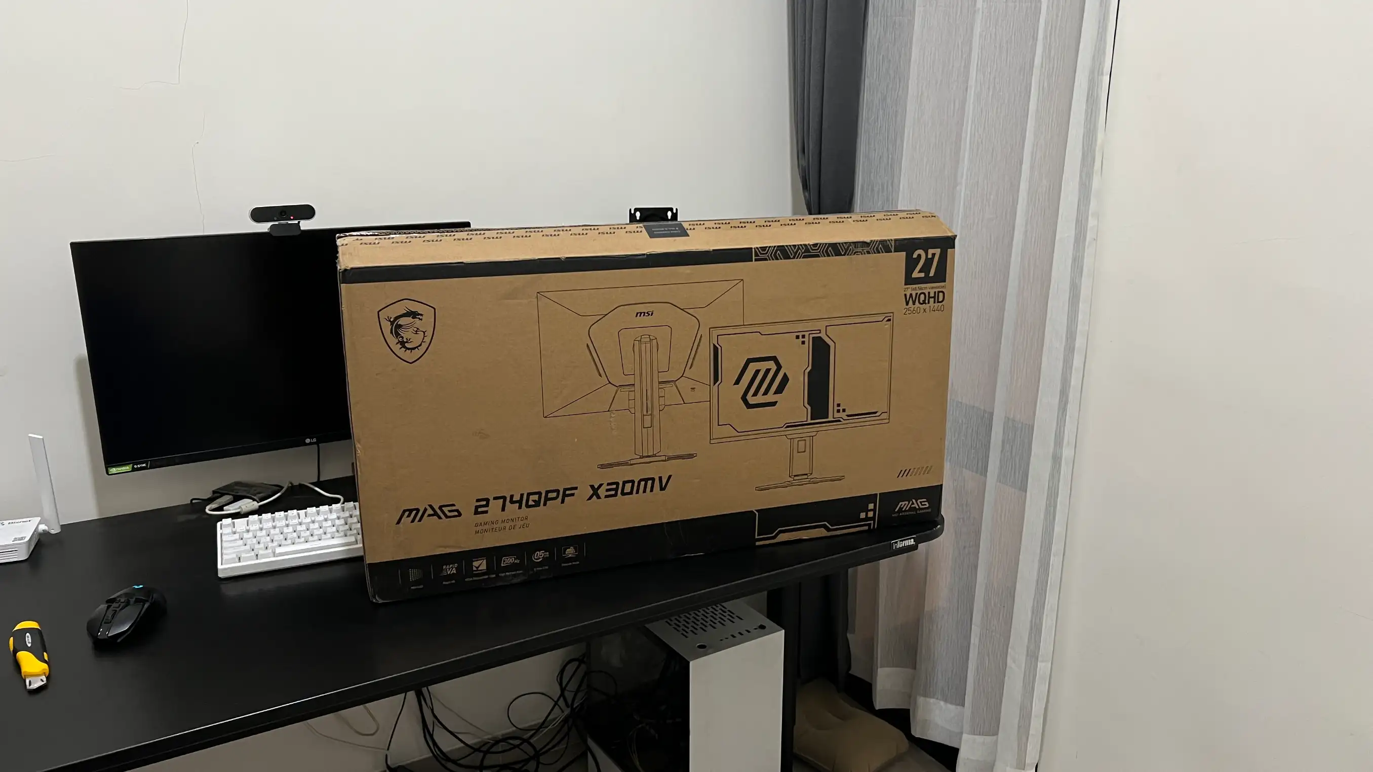 MSI MAG274QPF X30MV 300hz 5